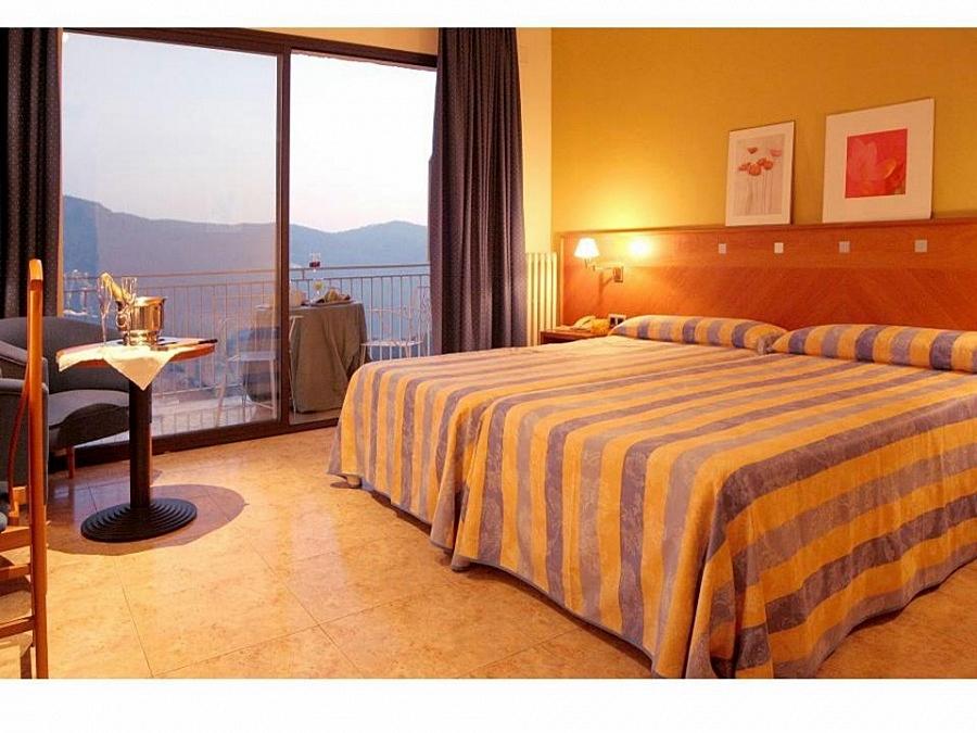 Can Fisa Hotel & Apartments Corbera de Llobregat Kültér fotó